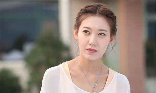 高露楼顶吃瓜,揭秘娱乐圈幕后风云